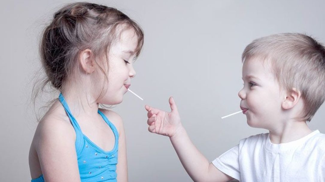 dos-ninos-envidia-1280x720